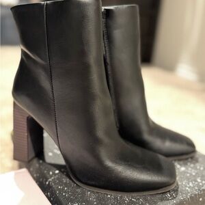 JustFab Black Ankle Booties